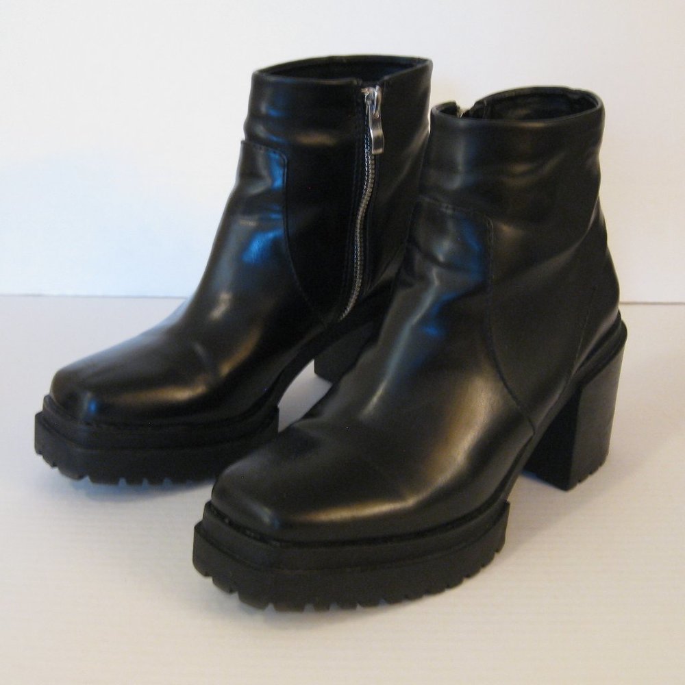 Trafaluc platform bootie wmns 9/mns 7/EU 40